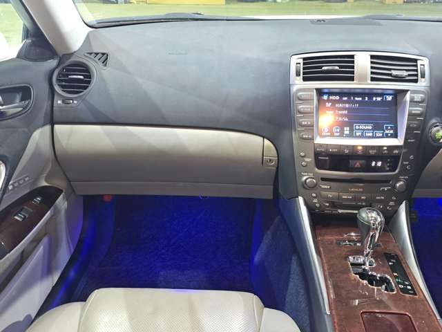 LEXUS IS250