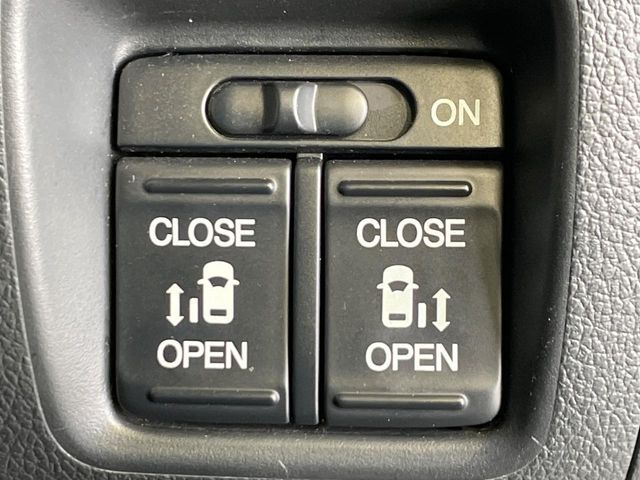 N BOX