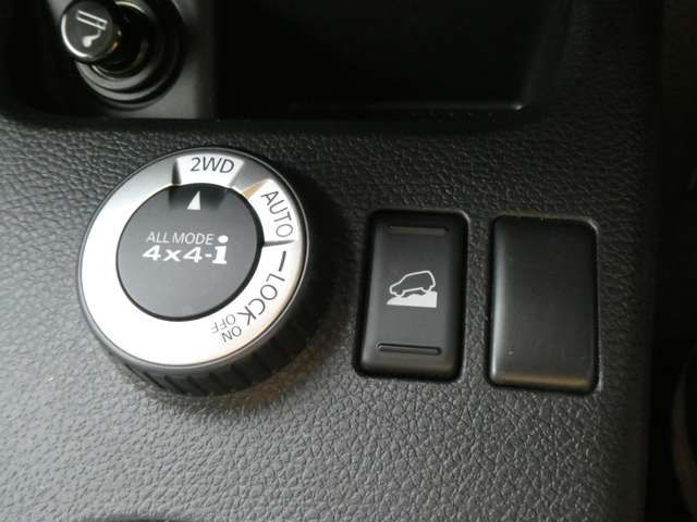 X-TRAIL 4WD