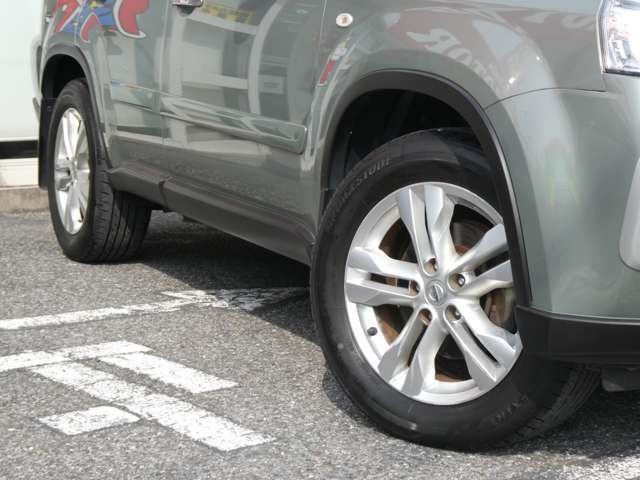 X-TRAIL 4WD