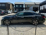 CROWN sedan hybrid