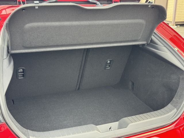 MAZDA3 FASTBACK