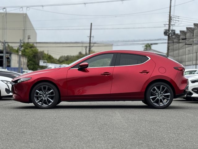 MAZDA3 FASTBACK