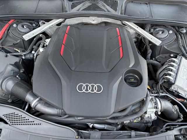 AUDI S4 AVANT