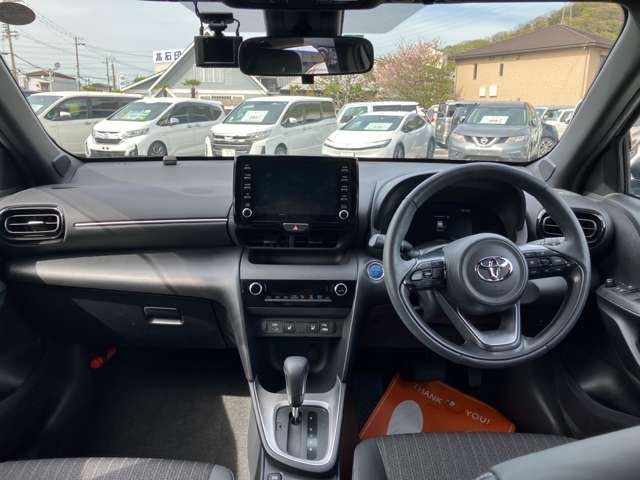 YARIS CROSS HYBRID