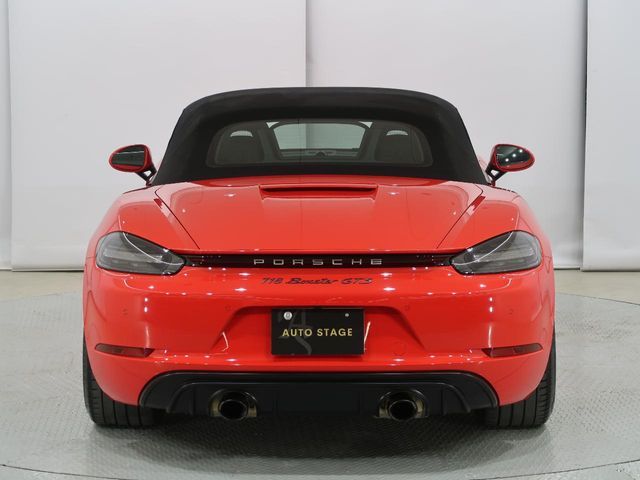 PORSCHE 718BOXSTER