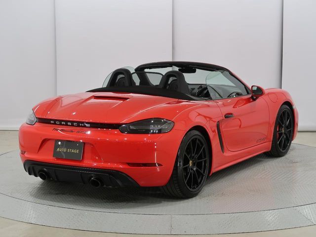 PORSCHE 718BOXSTER