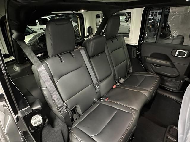 JEEP WRANGLER UNLIMITED