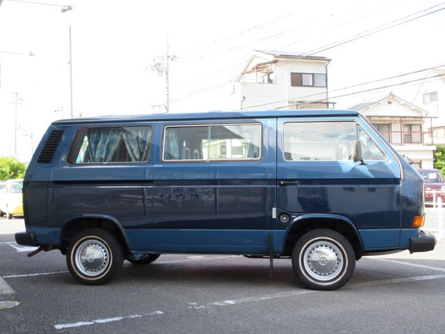 VOLKSWAGEN CARRAVEL