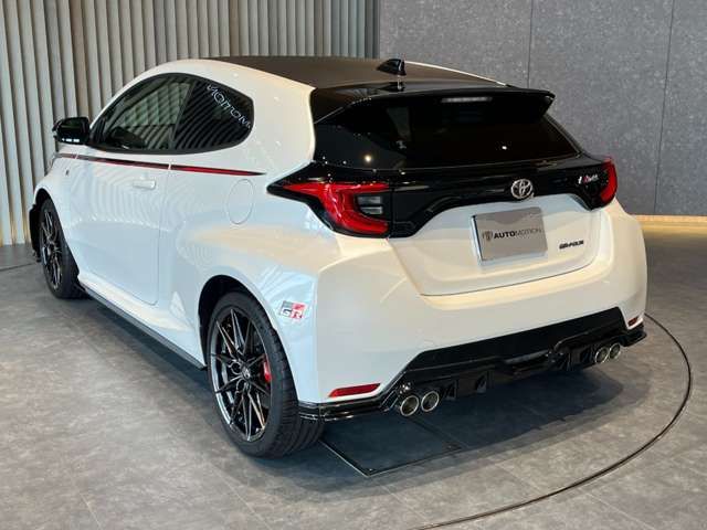 GR YARIS