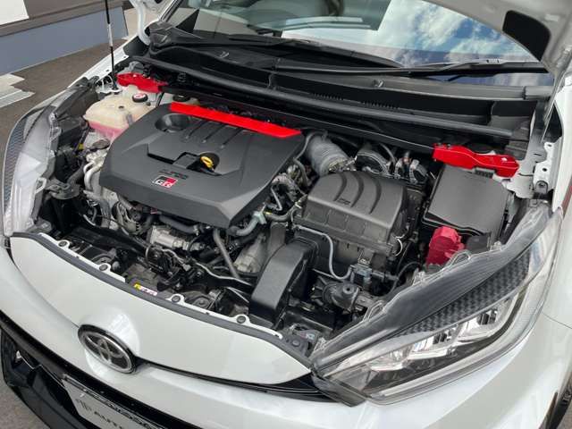 GR YARIS