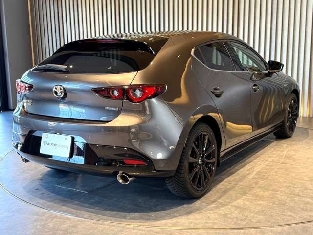 MAZDA3 FASTBACK