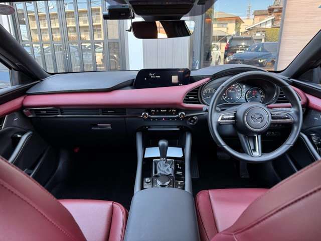 MAZDA3 FASTBACK
