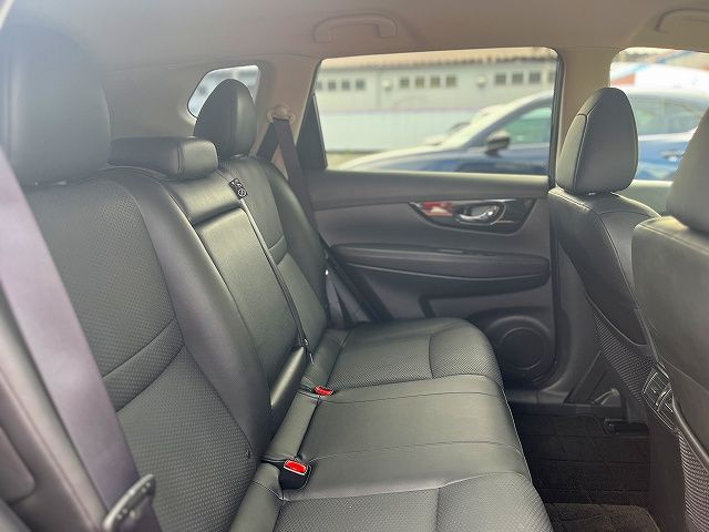 X-TRAIL HYBRID 4WD