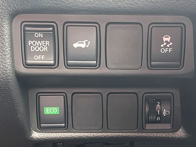 X-TRAIL HYBRID 4WD