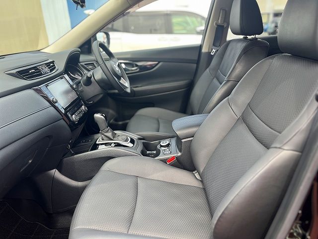 X-TRAIL HYBRID 4WD