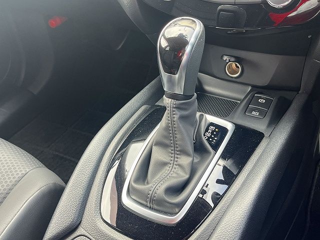 X-TRAIL HYBRID 4WD