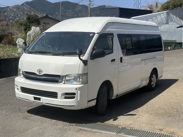 HIACE van 4WD