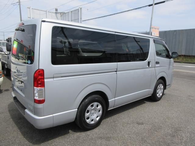 HIACE van 2WD
