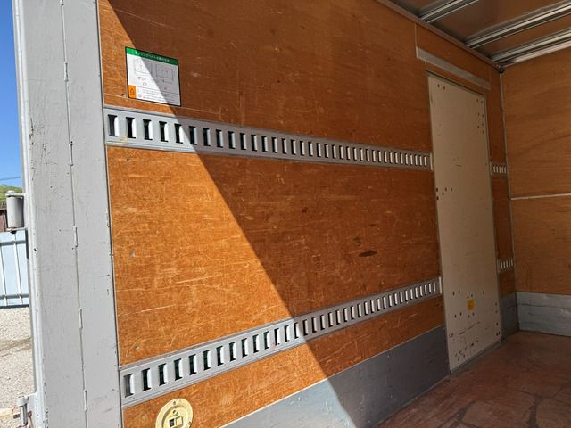 エルフ