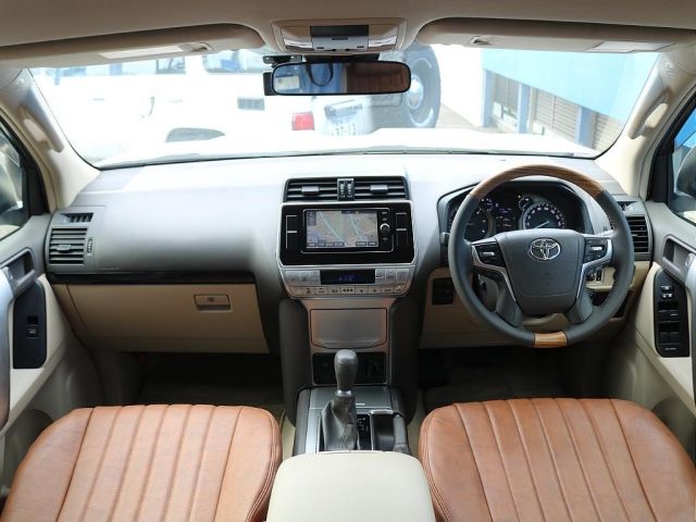 LANDCRUISER PRADO