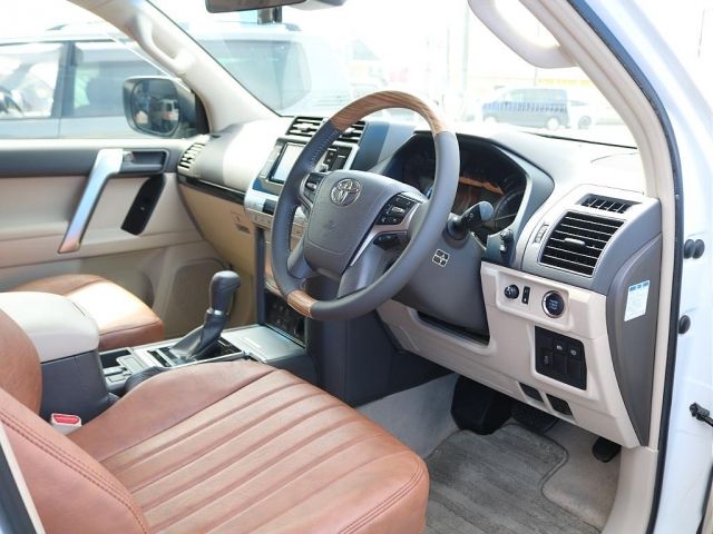 LANDCRUISER PRADO