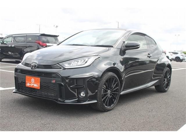 GR YARIS