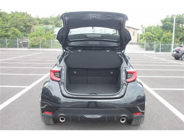 GR YARIS