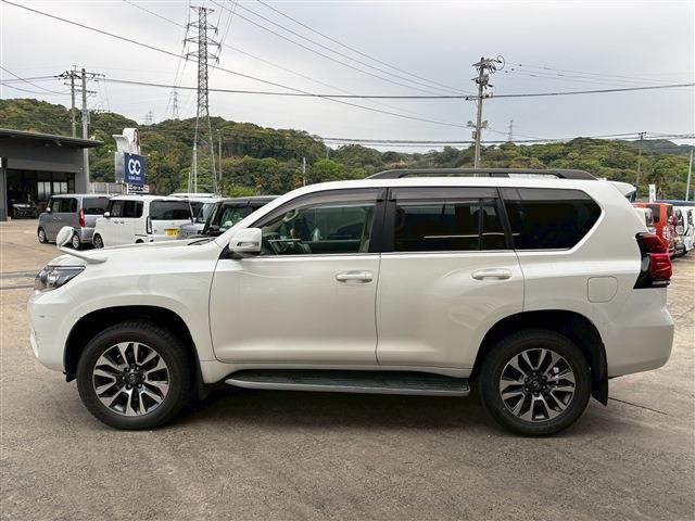 LANDCRUISER PRADO