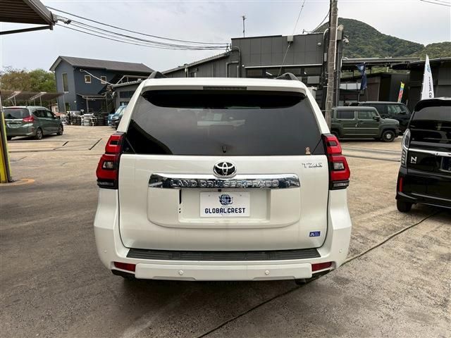 LANDCRUISER PRADO