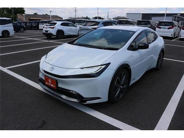 PRIUS 4WD