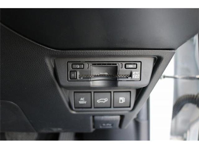 PRIUS 4WD