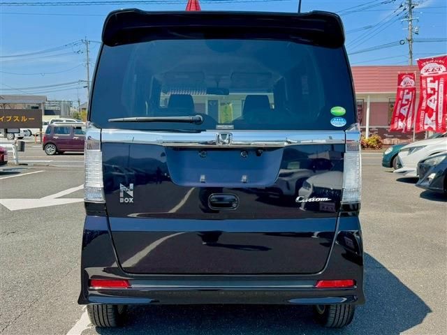 N BOX CUSTOM