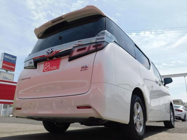 VELLFIRE HYBRID 4WD