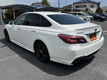 CROWN sedan hybrid