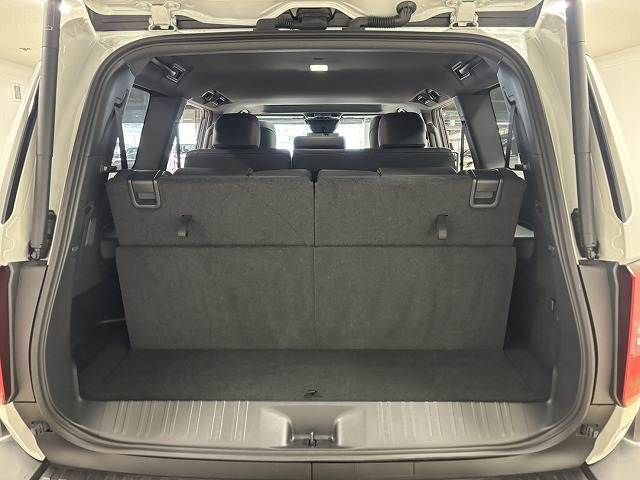 LANDCRUISER 250