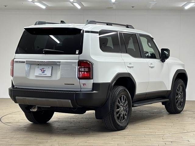 LANDCRUISER 250