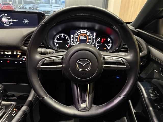 MAZDA3 FASTBACK