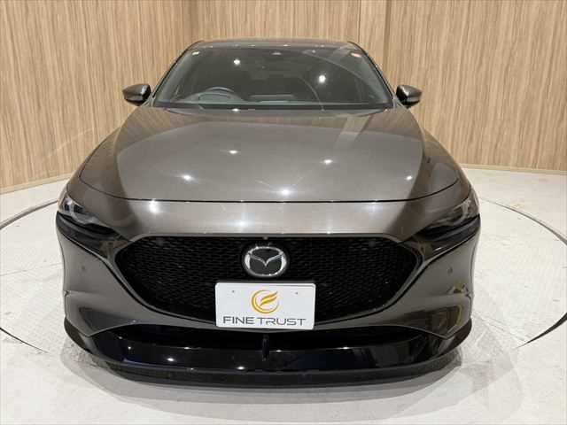 MAZDA3 FASTBACK