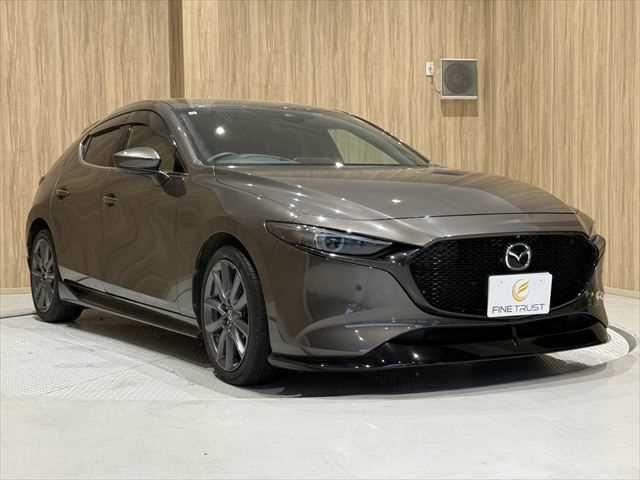 MAZDA3 FASTBACK