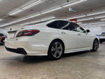 CROWN sedan hybrid