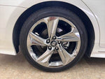 CROWN sedan hybrid