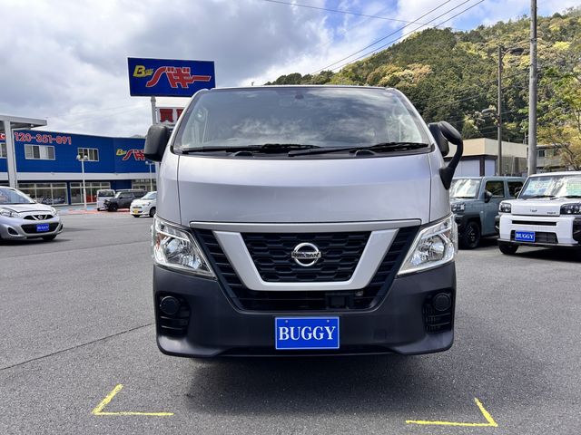 NV350 CARAVAN 1.2t