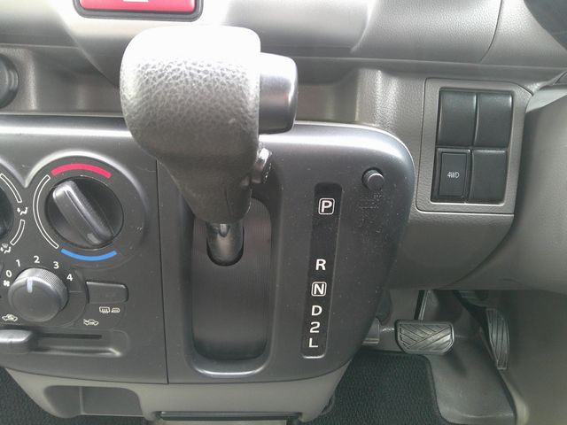 EVERY van 4WD