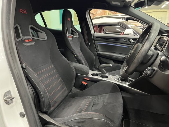 RENAULT MEGANE hatchback