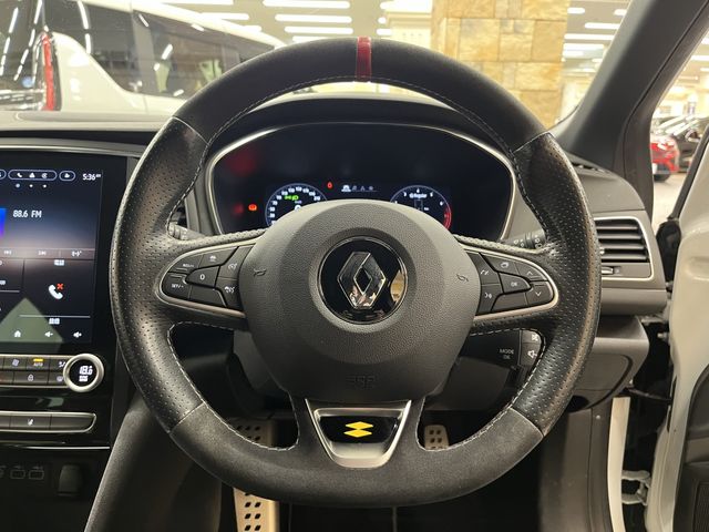 RENAULT MEGANE hatchback