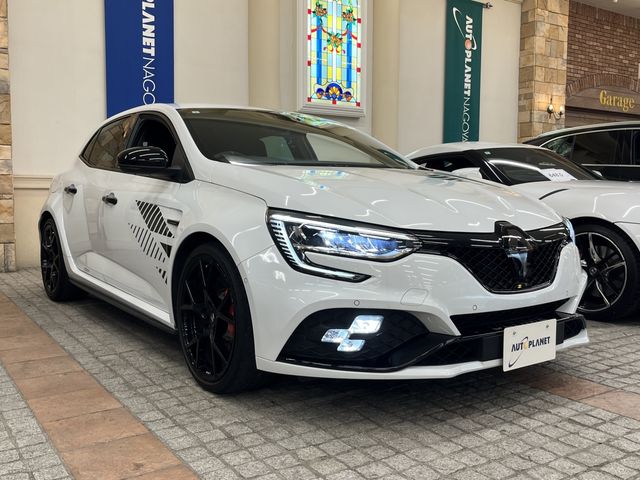 RENAULT MEGANE hatchback