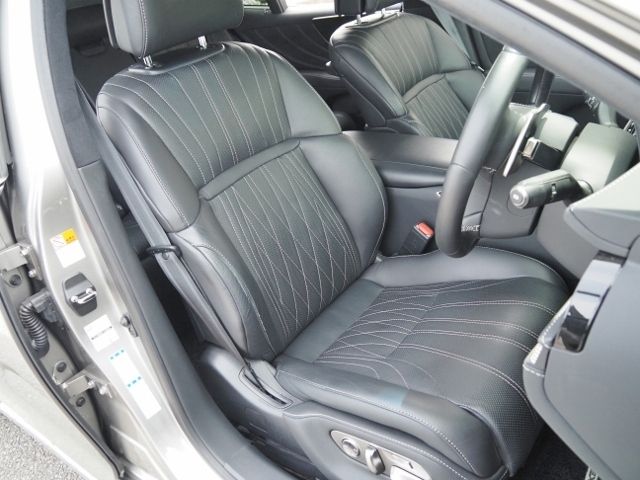 LEXUS LS500h 4WD