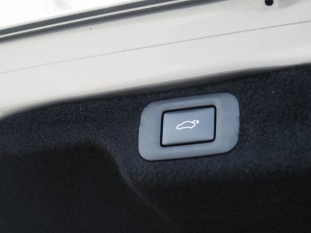 LEXUS LS500h 4WD