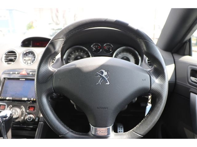 PEUGEOT RCZ